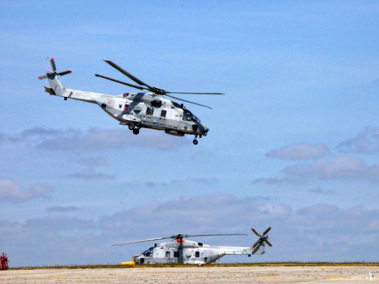 Wallpapers Planes Helicopters NH-90 BAN Lanvéoc-Poulmic