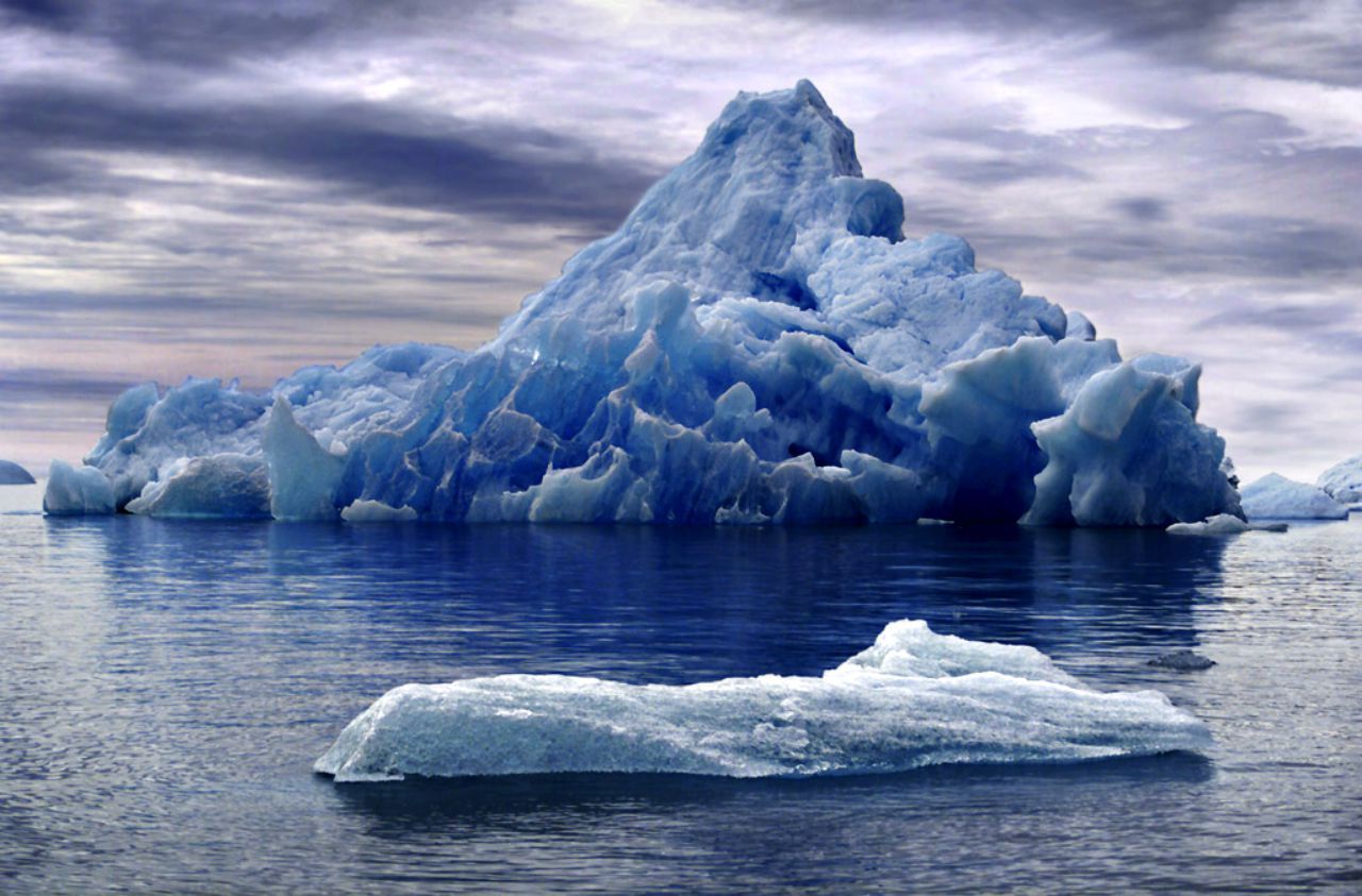 Fonds d'cran Nature Icebergs Iceberg