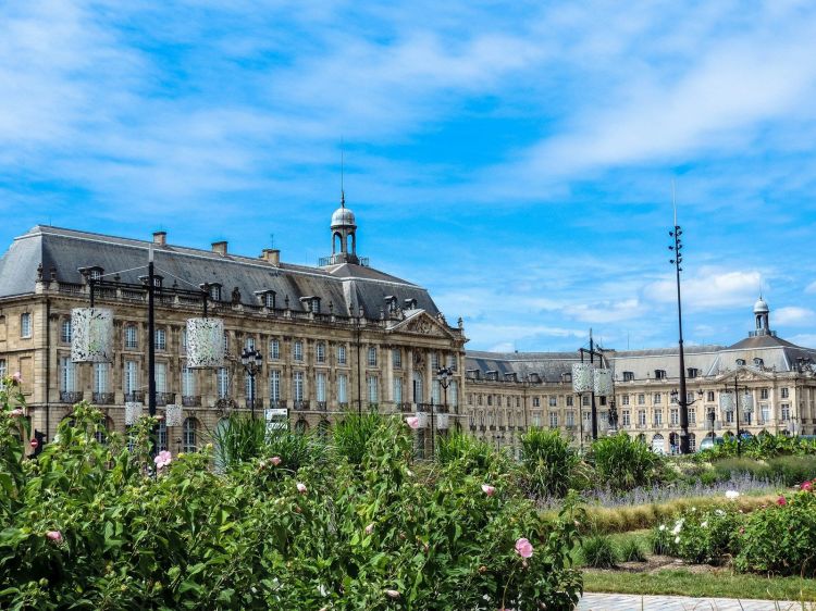 Fonds d'cran Constructions et architecture Villes - Villages Ville de bordeaux