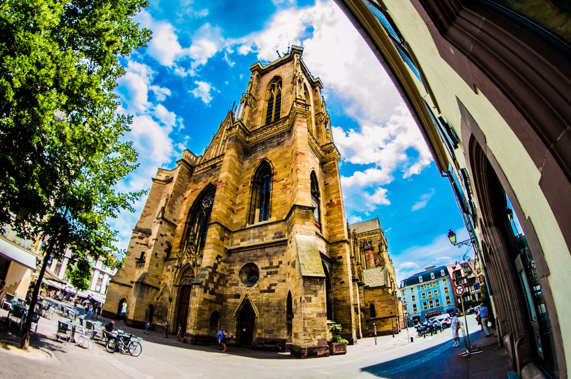 Fonds d'cran Constructions et architecture Edifices Religieux La cathédrale de colmar