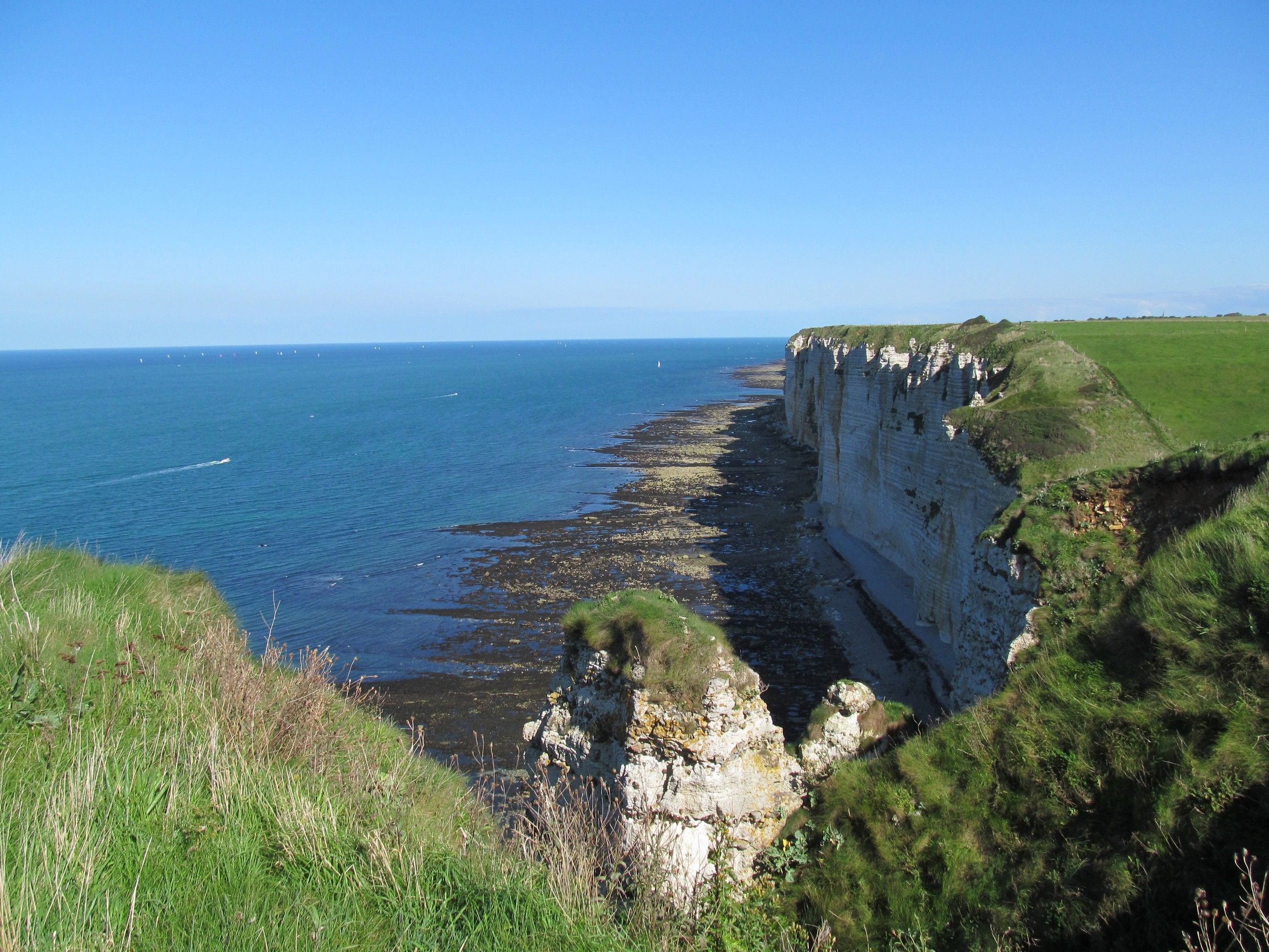 Wallpapers Nature Seas - Oceans - Beaches Sentier entre Vattetot / mer & Etretat