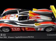  Voitures Audi R10 TDI victorieuse des 24 Heures du Mans 2008