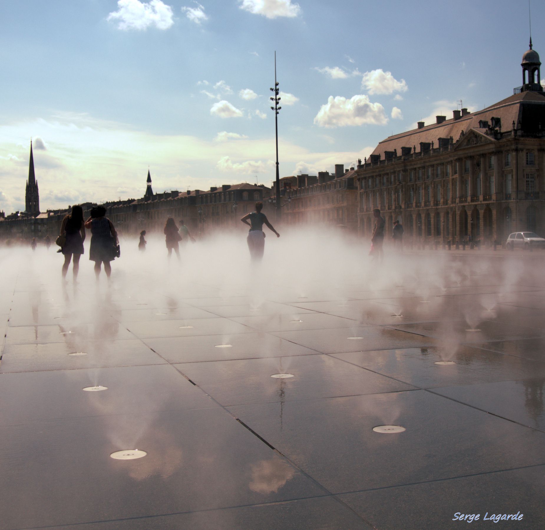 Wallpapers Constructions and architecture Fountains - Water Jets miroir d'eau bordeaux