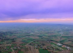  Voyages : Europe Petit tour en ballon au dessus des Flandres.