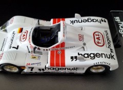  Voitures TWR-PORSCHE victorieuse des 24 Heures du Mans 1997