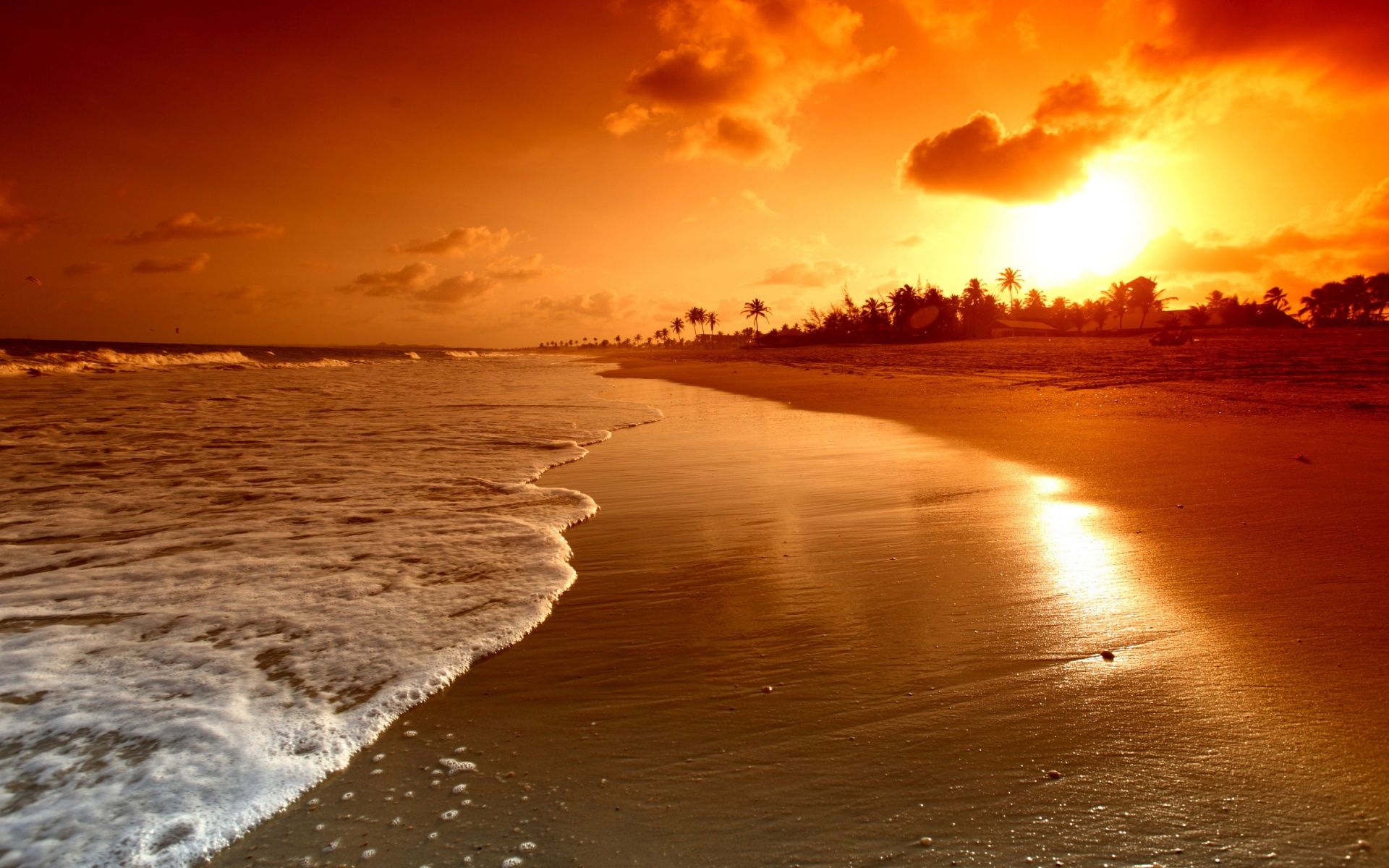 Fonds d'cran Nature Couchers et levers de Soleil amazing sunrise at the beach