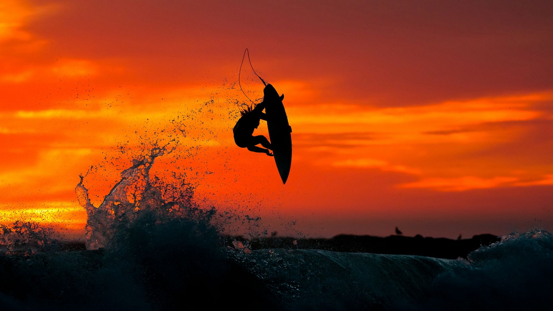 Fonds d'cran Sports - Loisirs Surf sunset-surfing