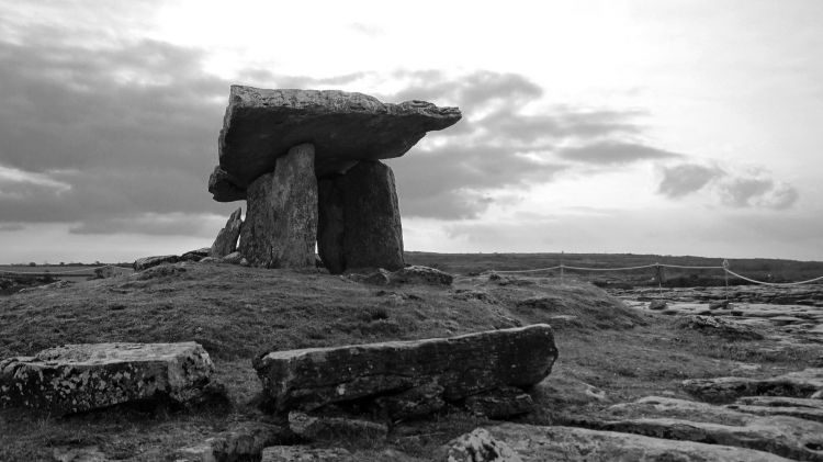 Fonds d'cran Constructions et architecture Statues - Monuments Poulnabrone Dolmen