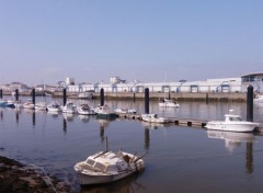  Constructions et architecture Port de st Gilles