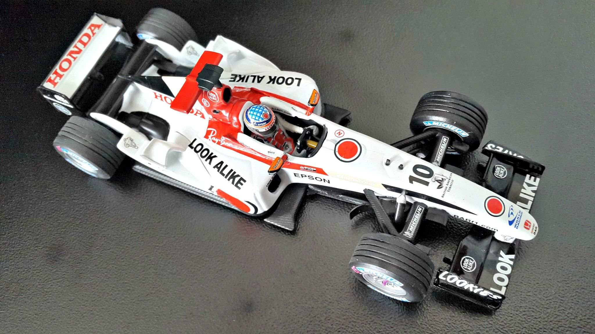 Wallpapers Cars Cars - Toys B-A-R HONDA 006 Grand Prix du Japon 2004 (pilote: Takuma SATO)