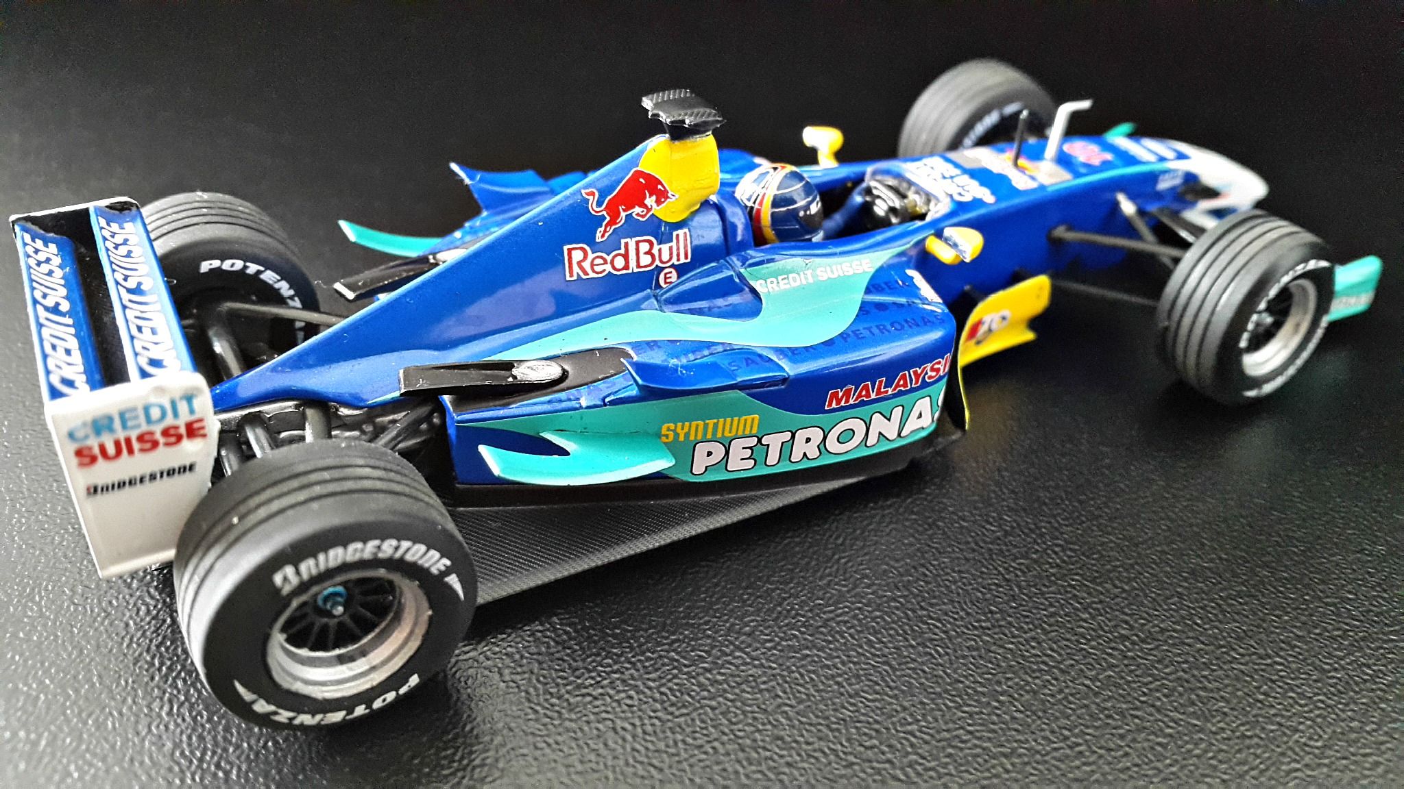 Wallpapers Cars Cars - Toys SAUBER PETRONAS C22 2003 (pilote: Heinz Harald FRENTZEN)