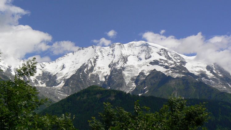 Fonds d'cran Nature Montagnes Paysage de montagne 02