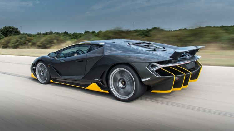 Fonds d'cran Voitures Lamborghini Wallpaper N434682