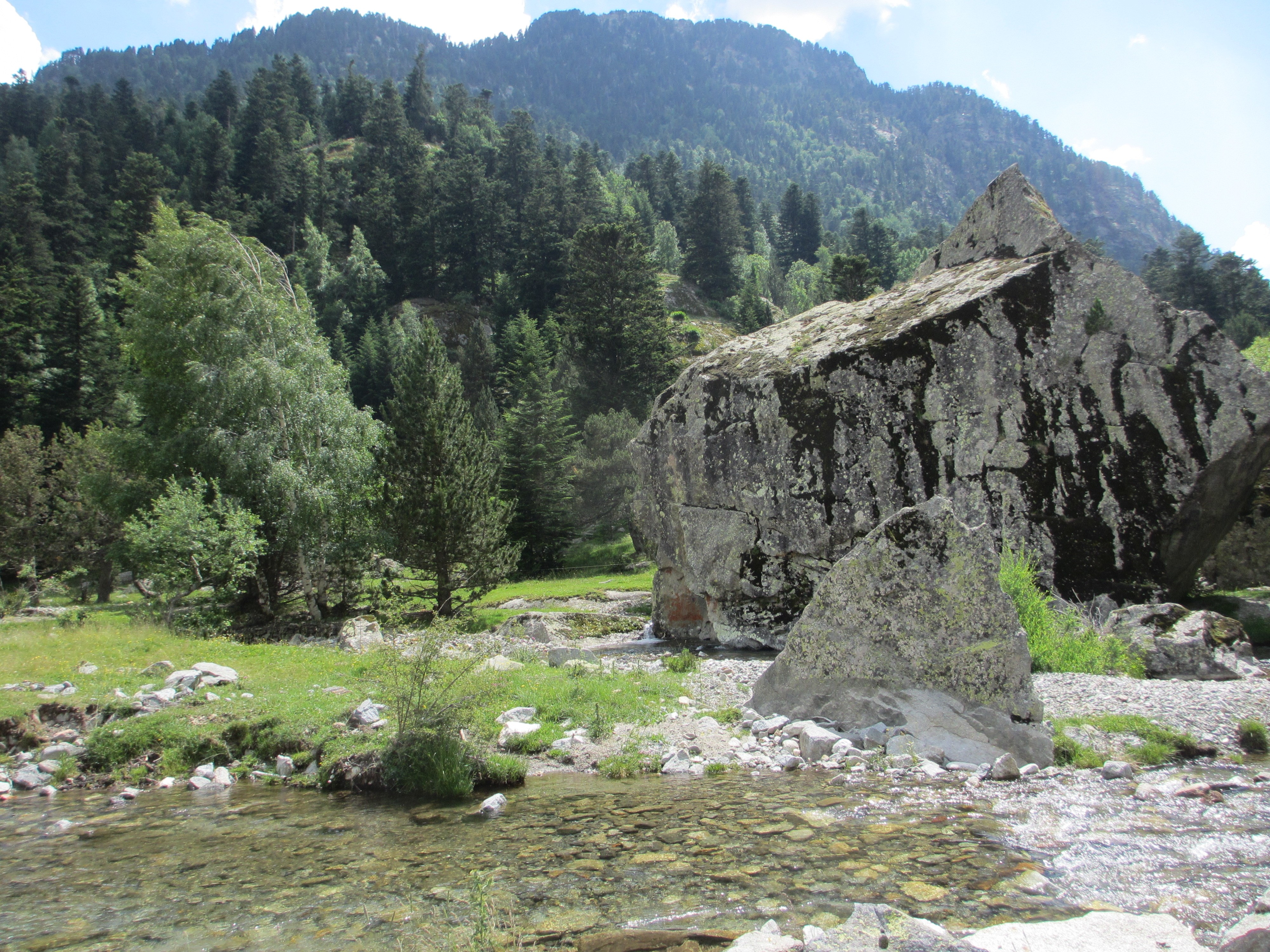 Fonds d'cran Nature Montagnes Rivire et rocher, Val de Boi, Catalogne, Espagne