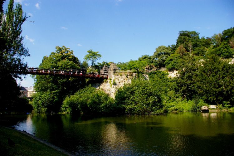 Fonds d'cran Nature Parcs - Jardins parc des buttes chaumont Paris France Europe 