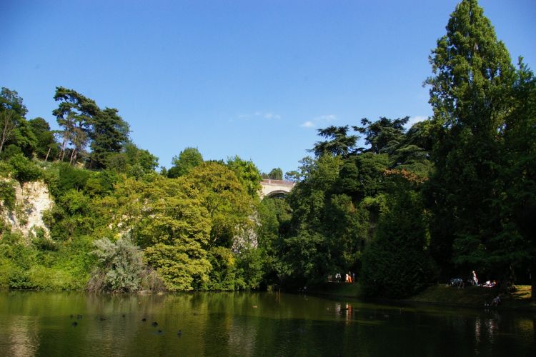 Fonds d'cran Nature Parcs - Jardins parc des buttes chaumont Paris France Europe 