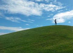  Nature Femme sur la colline