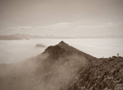  Nature Above the Clouds