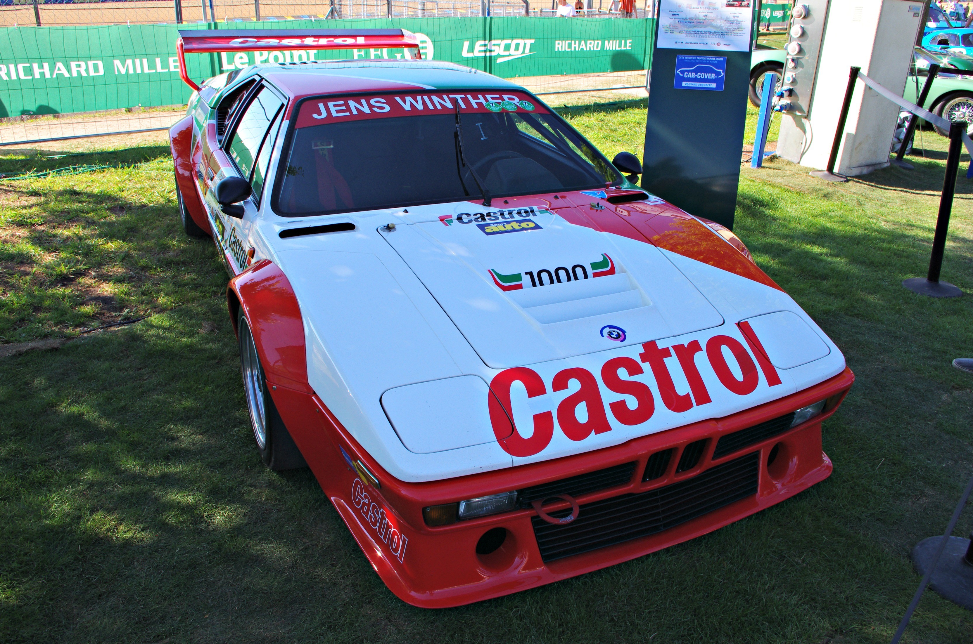 Fonds d'cran Voitures Voitures de course BMW M1