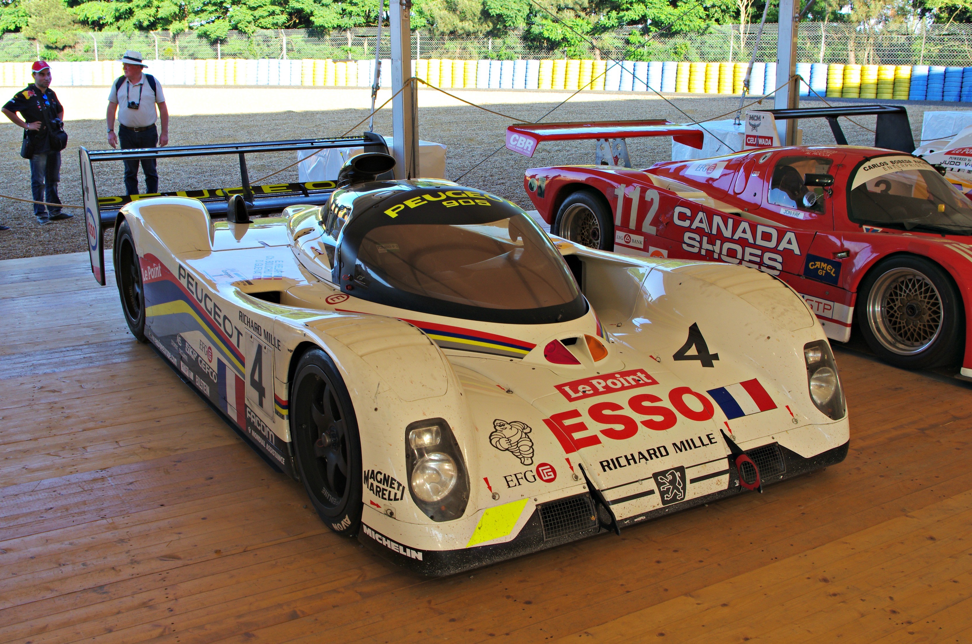 Fonds d'cran Voitures Voitures de course Peugeot 905 : voiture mythique des années 90