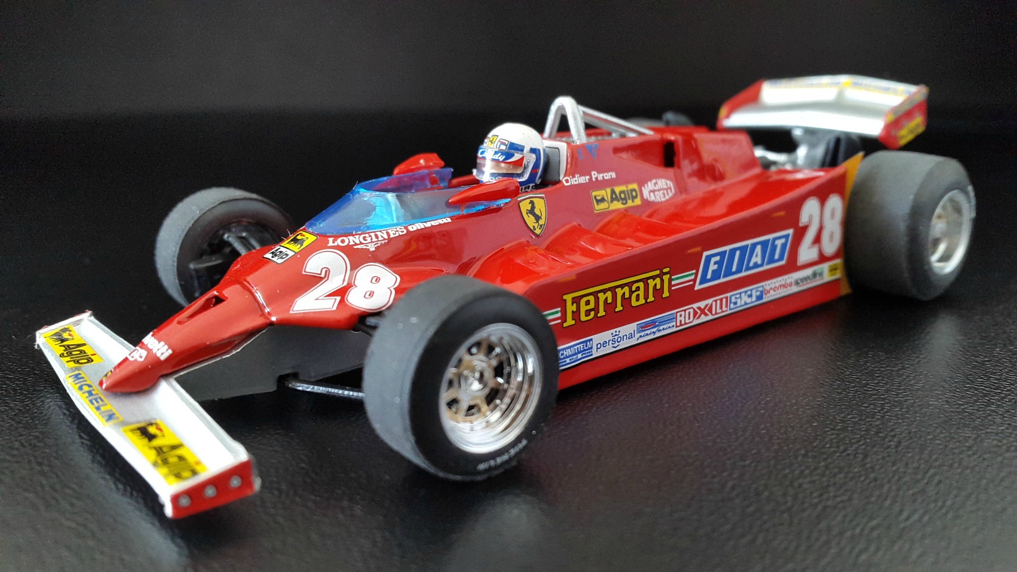 Fonds d'cran Voitures Voitures miniatures FERRARI 126 CK (1981 - Didier PIRONI)