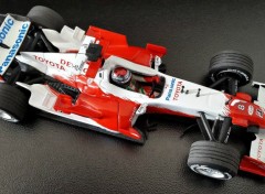  Cars TOYOTA TF 106 (2006 - Jarno TRULLI)