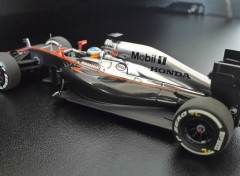  Voitures MC LAREN HONDA MP4-30 (Fernando ALONSO GP de Chine 2015)