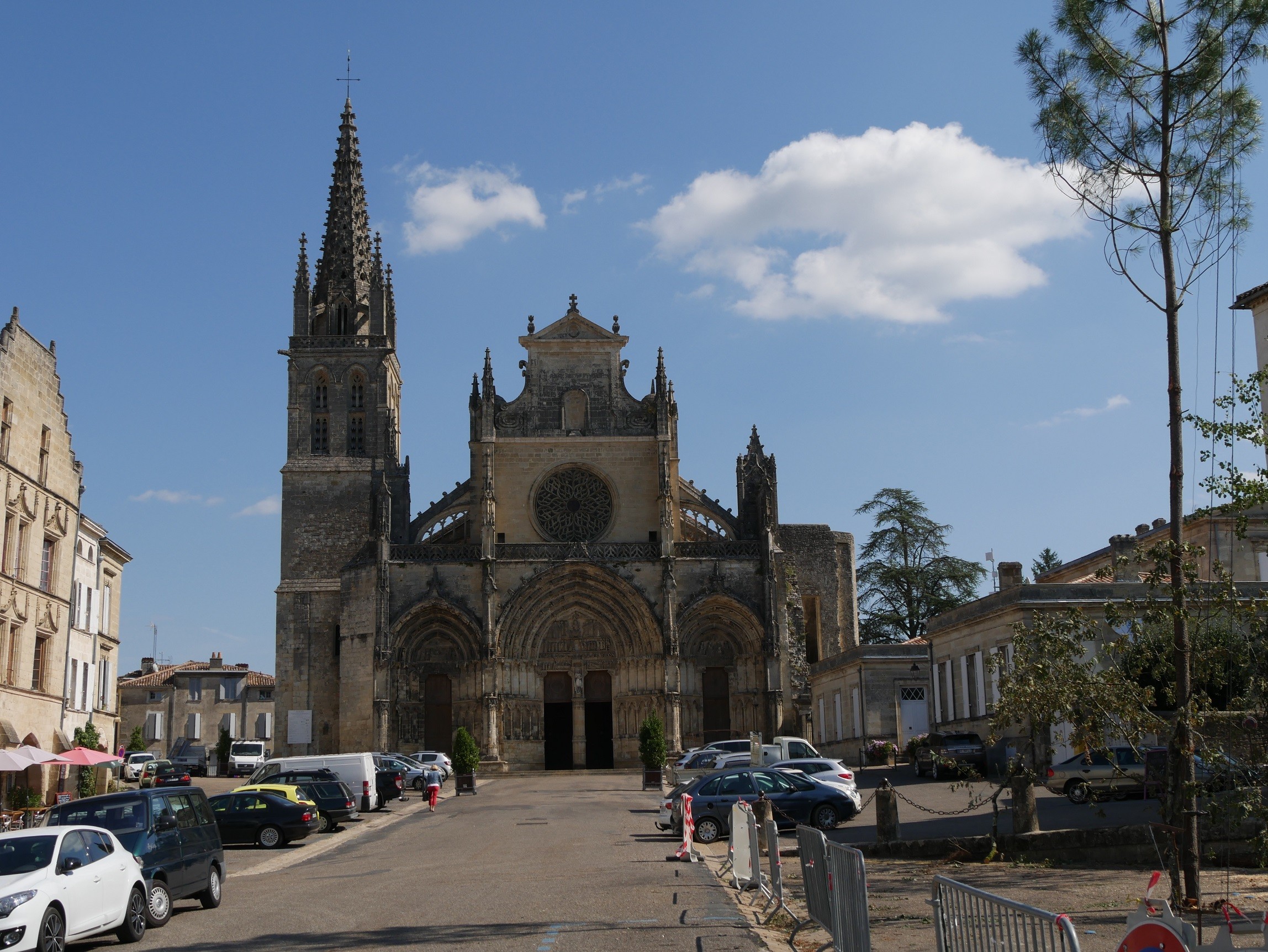 Fonds d'cran Constructions et architecture Edifices Religieux Cathédrale de Bazas, Gironde