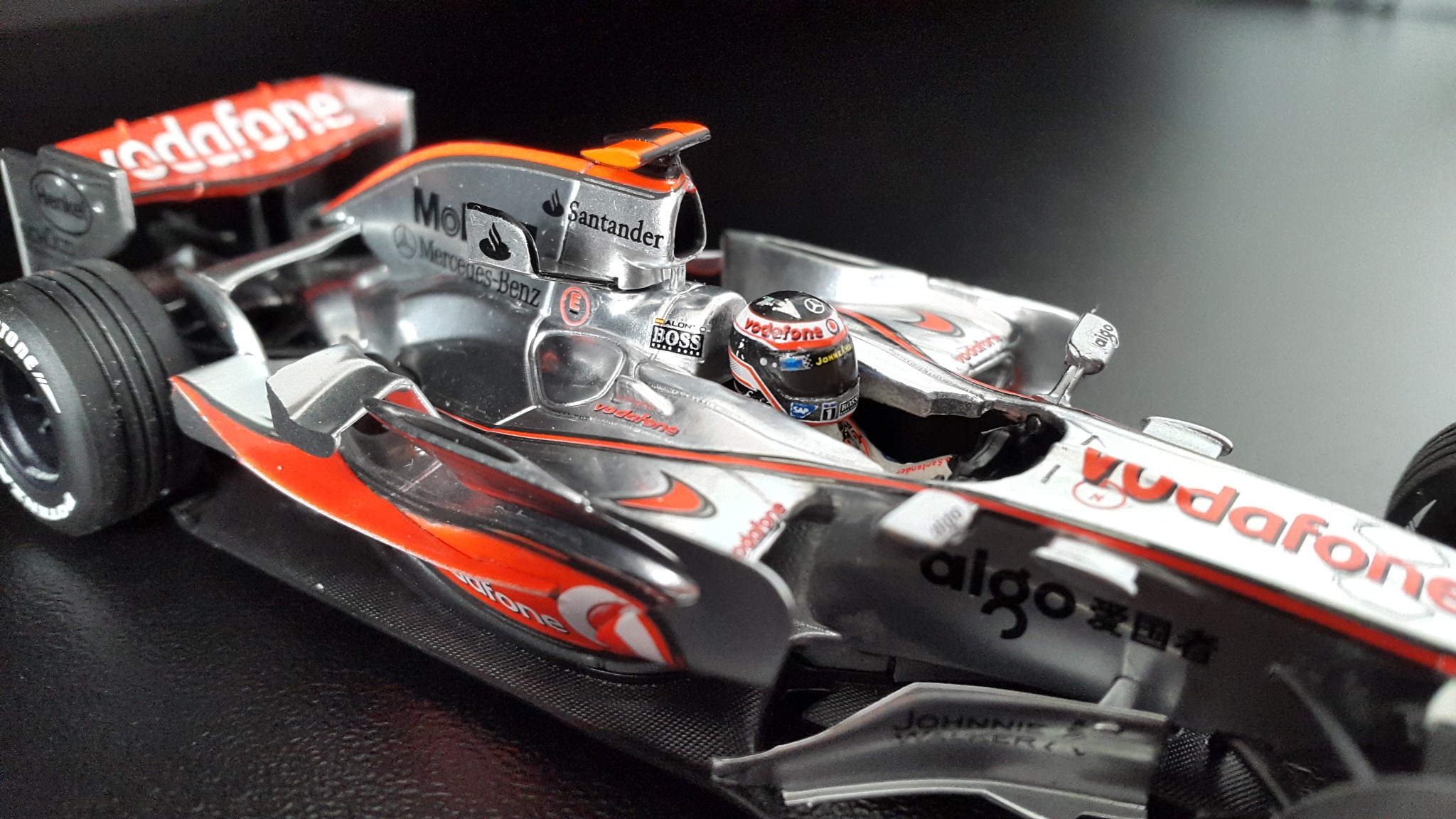 Wallpapers Cars Cars - Toys MC LAREN MERCEDES MP-22 (année 2007 Fernando ALONSO)