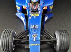  Voitures PROST PEUGEOT AP 03 (année 2000 - pilote Nick HEIDFELD)