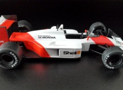  Cars MC LAREN HONDA MP4/4 (1988 - Ayrton SENNA)