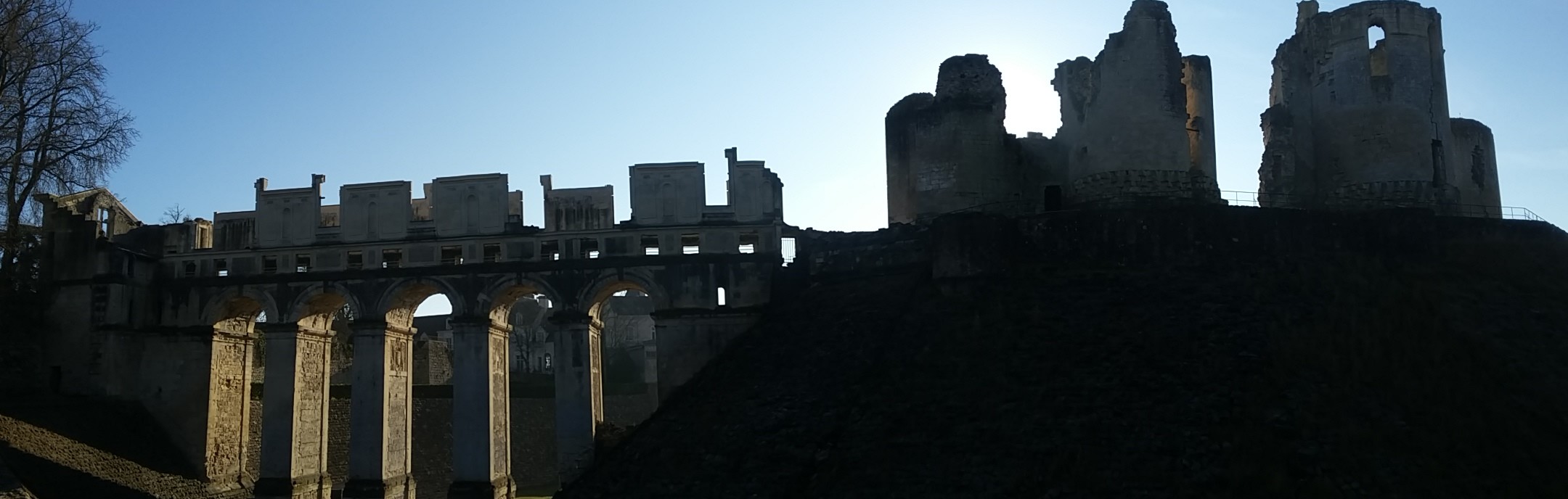 Fonds d'cran Constructions et architecture Chteaux - Palais Le château de Fère-en-Tardenois