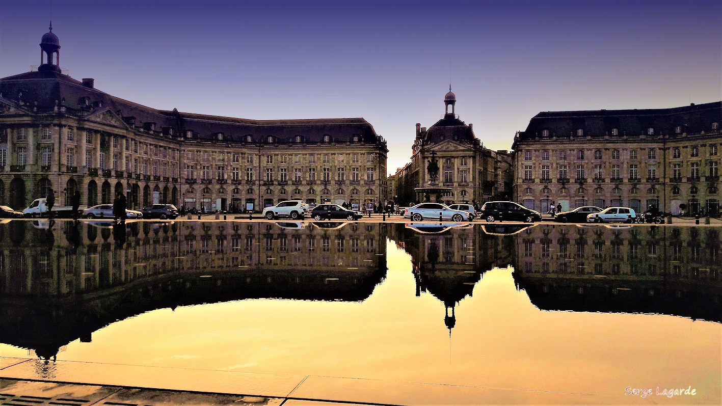 Wallpapers Constructions and architecture Cities - Towns Miroir d'eau Bordeaux