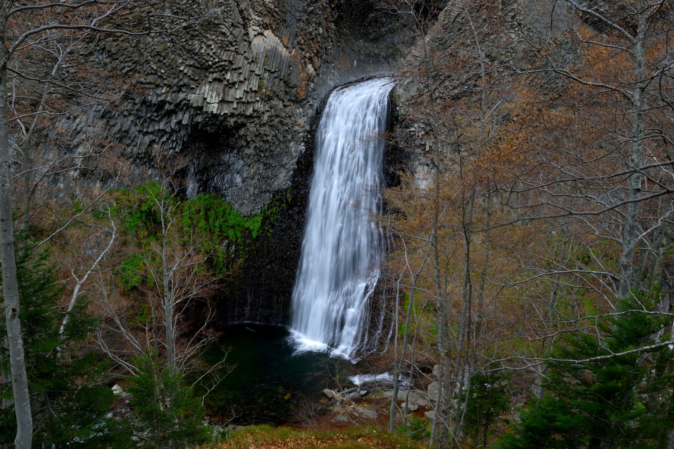 Fonds d'cran Nature Cascades - Chutes cascade du Ray pic