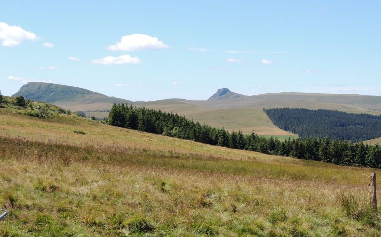 Fonds d'cran Nature Montagnes L'auvergne