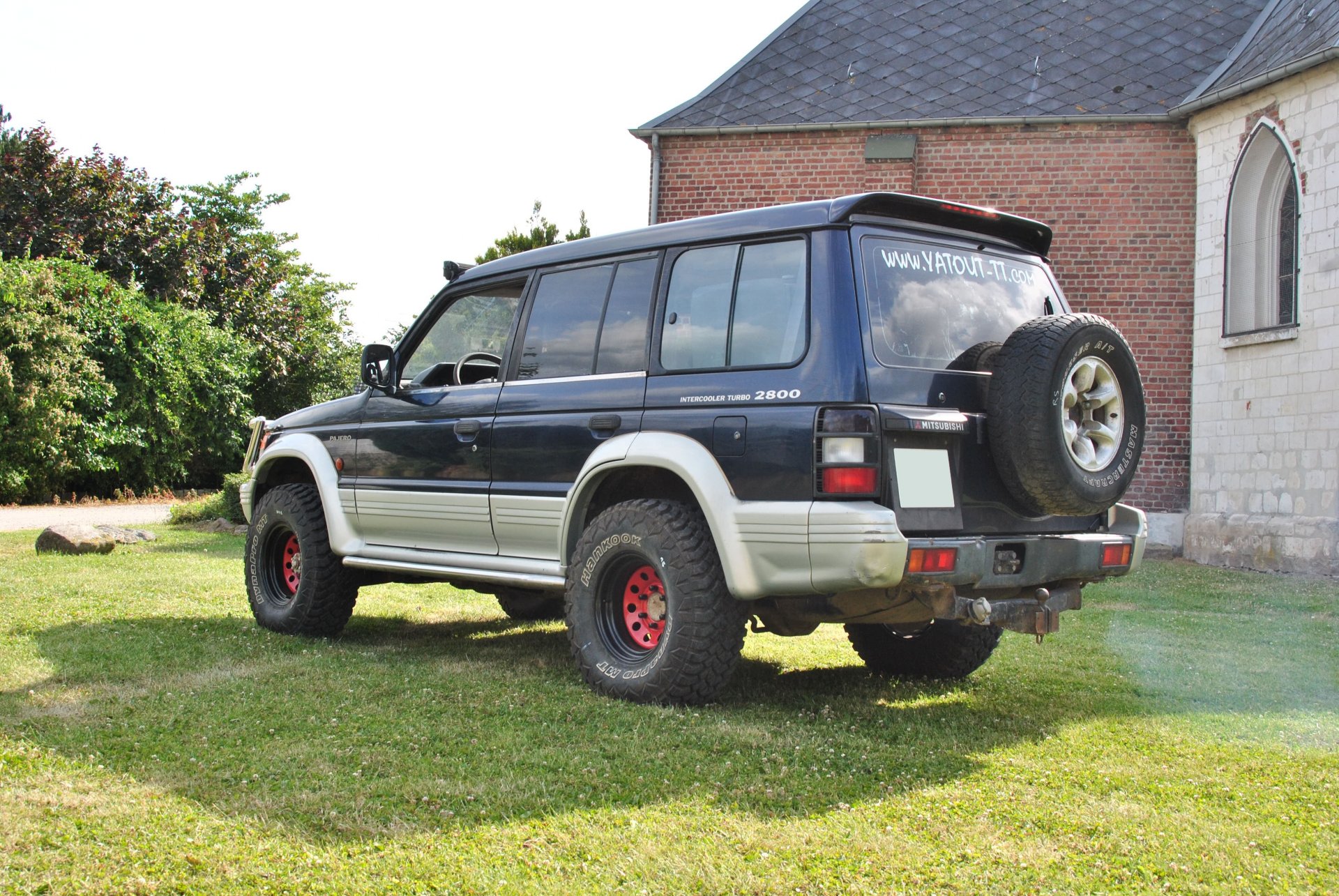 Fonds d'cran Voitures Mitsubishi pajero 2.8L V46