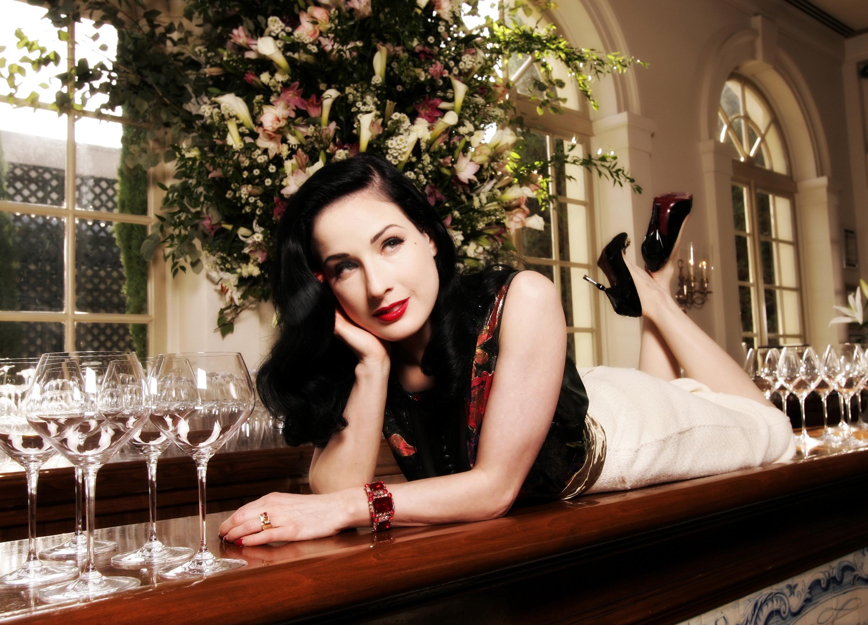 Wallpapers Celebrities Women Dita von Teese 