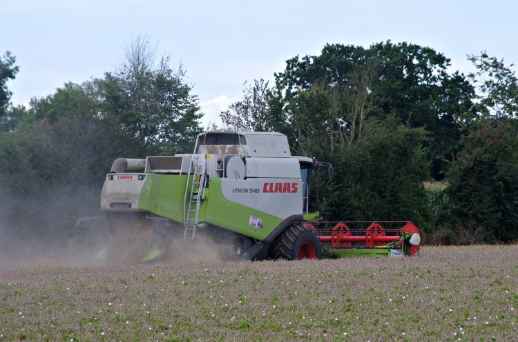 Fonds d'cran Transports divers Tracteurs moissonneuse - batteuse