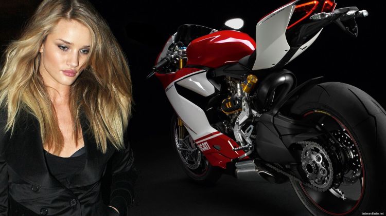 Fonds d'cran Motos Filles et motos Wallpaper N454379