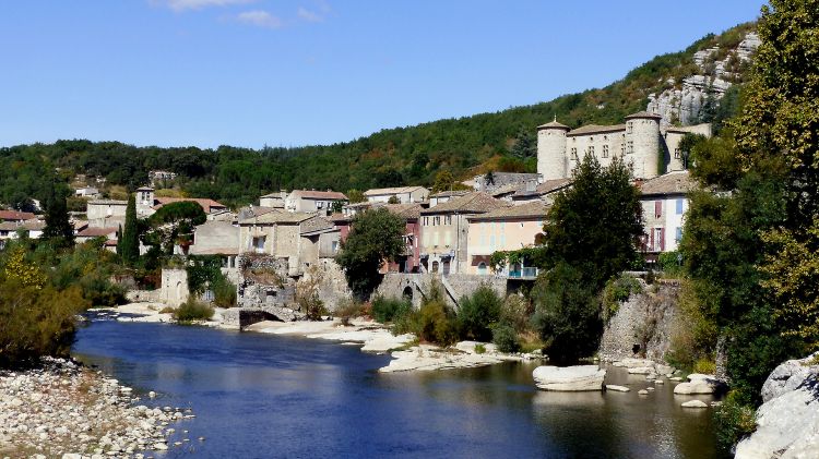 Fonds d'cran Voyages : Europe France > Ardche Vogüe