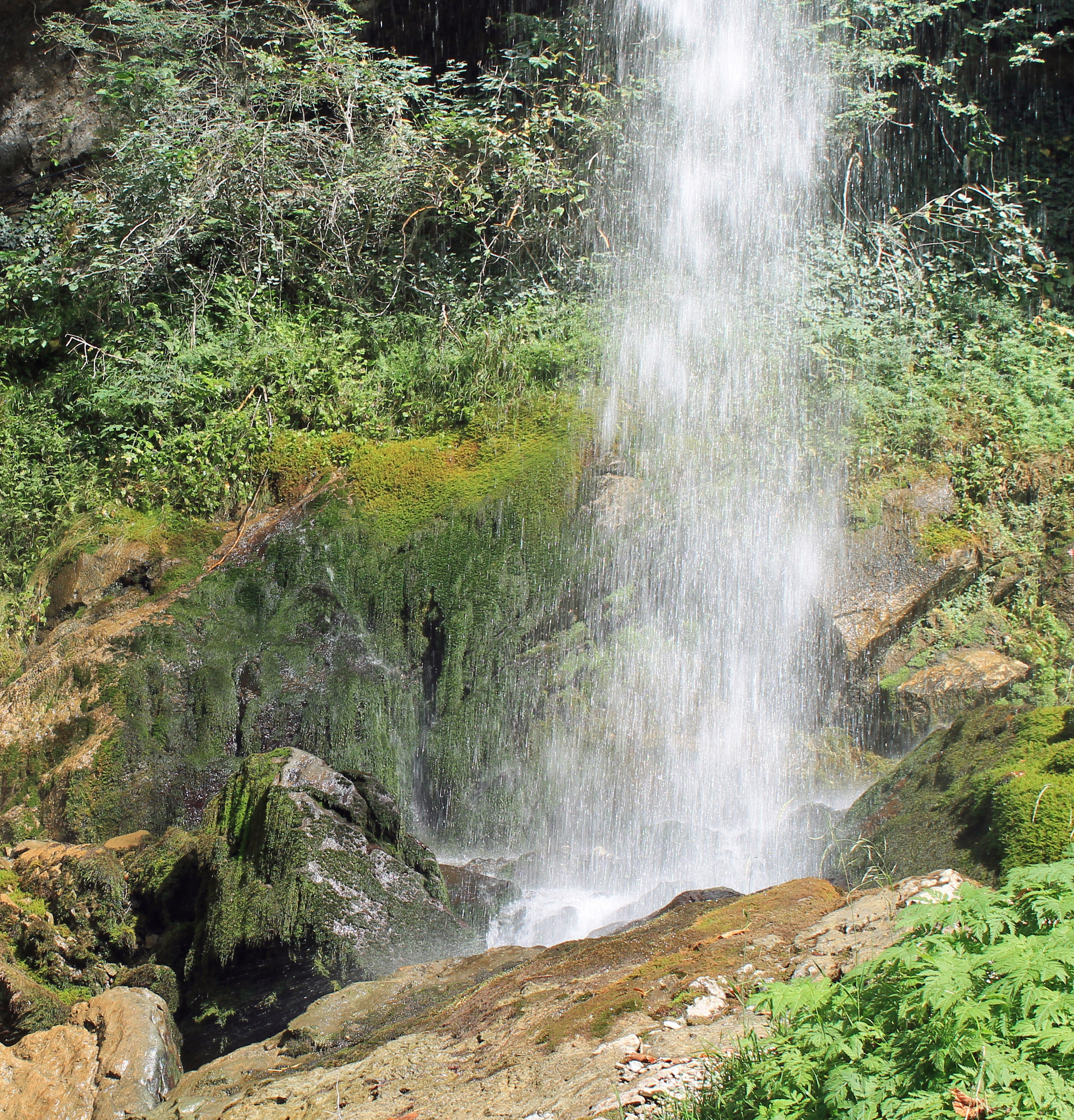 Fonds d'cran Nature Cascades - Chutes les gorges de KAKUETTA