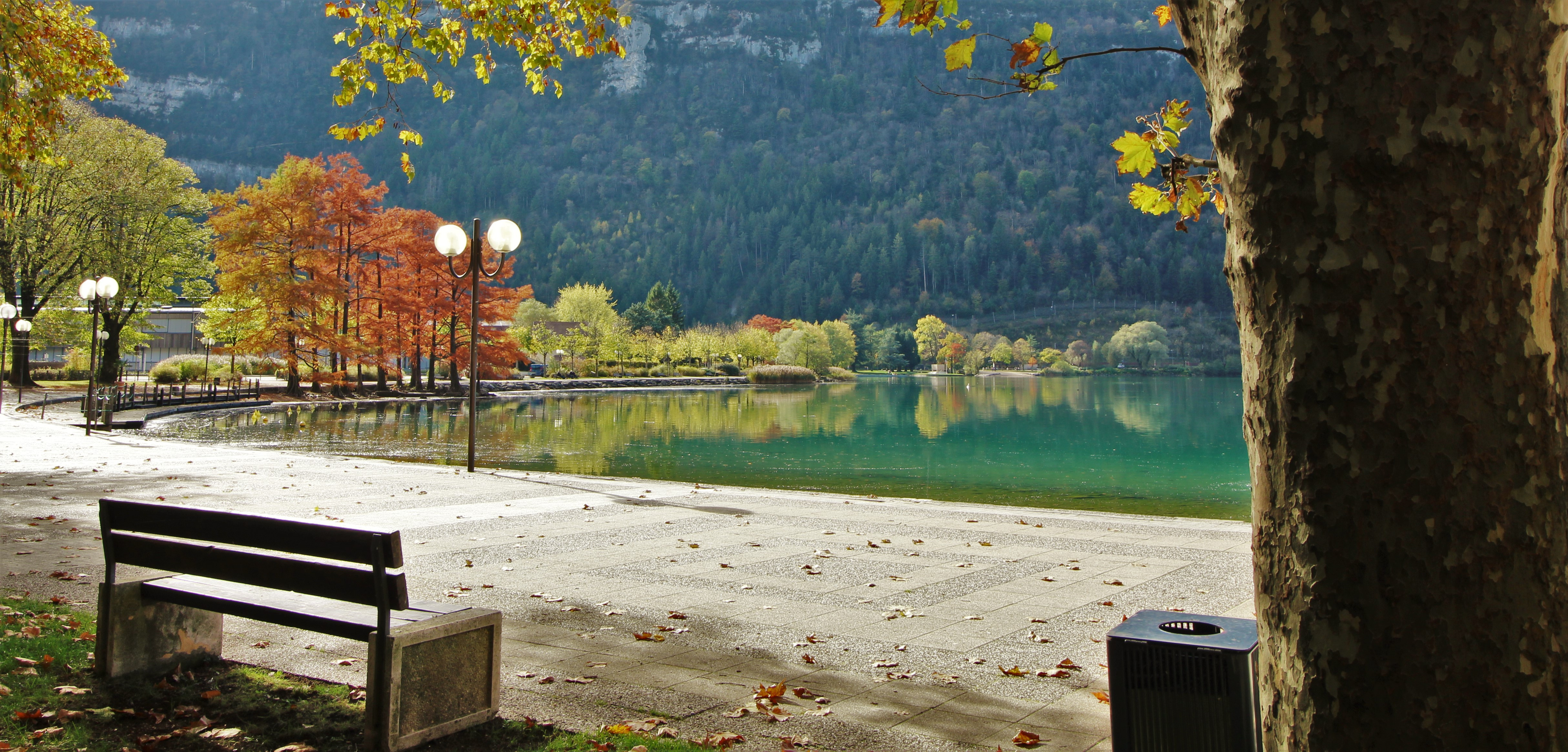 Fonds d'cran Voyages : Europe France > Rhne-Alpes Lac de Nantua