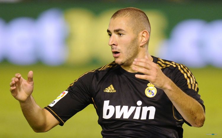 Fonds d'cran Sports - Loisirs Karim Benzema Karim Benzema