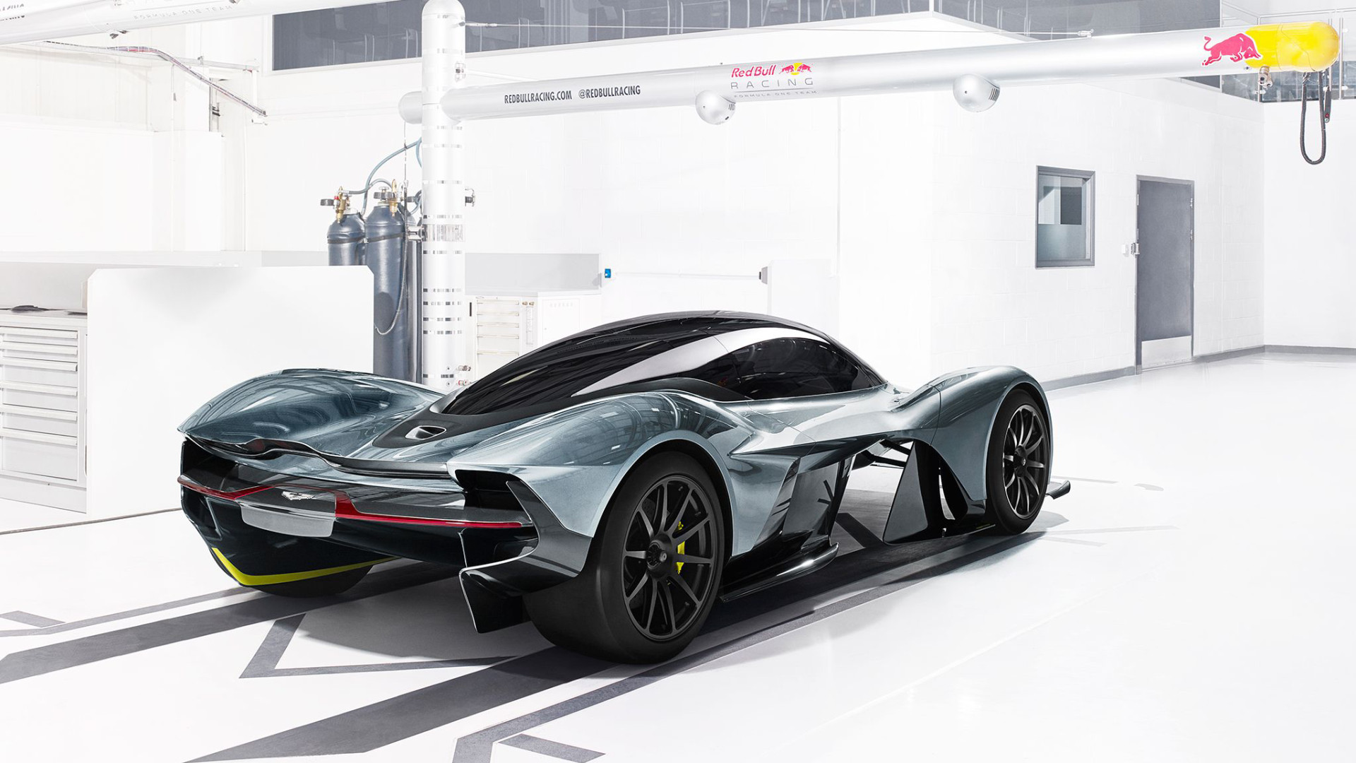 Fonds d'cran Voitures Aston Martin 