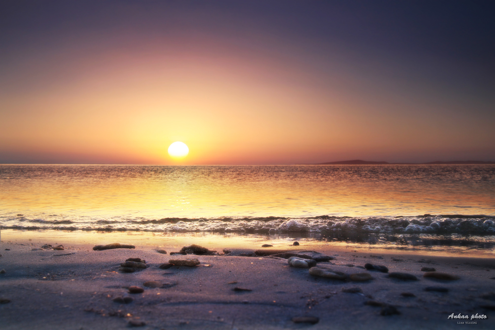 Fonds d'cran Nature Couchers et levers de Soleil Plage d'orient