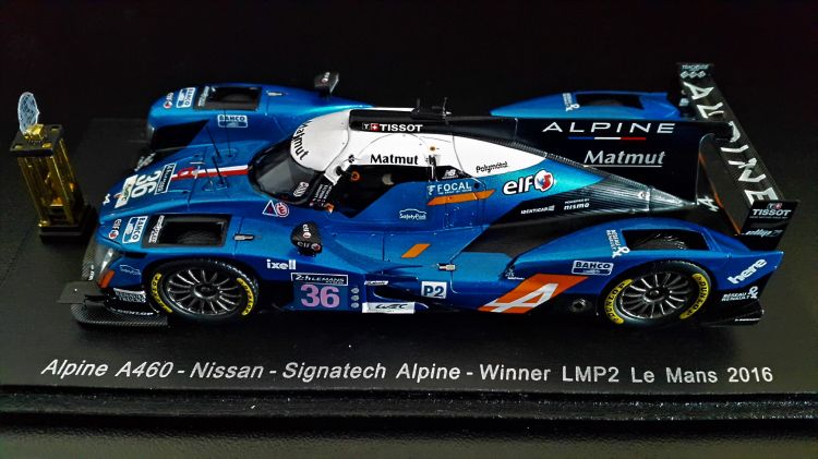 Fonds d'cran Voitures Voitures miniatures Signatech Alpine A460 - gagnante Le Mans 2016 cat.LMP2