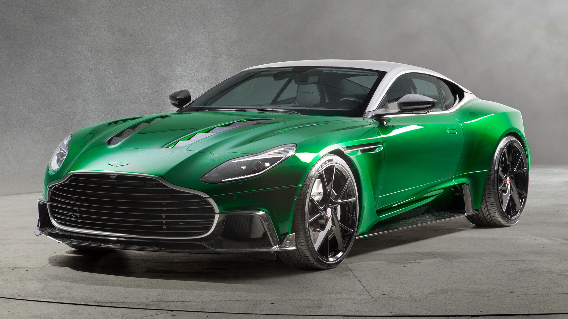 Fonds d'cran Voitures Aston Martin 