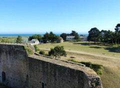  Constructions and architecture Vue des hauteurs du Château de Suscinio Morbihan.