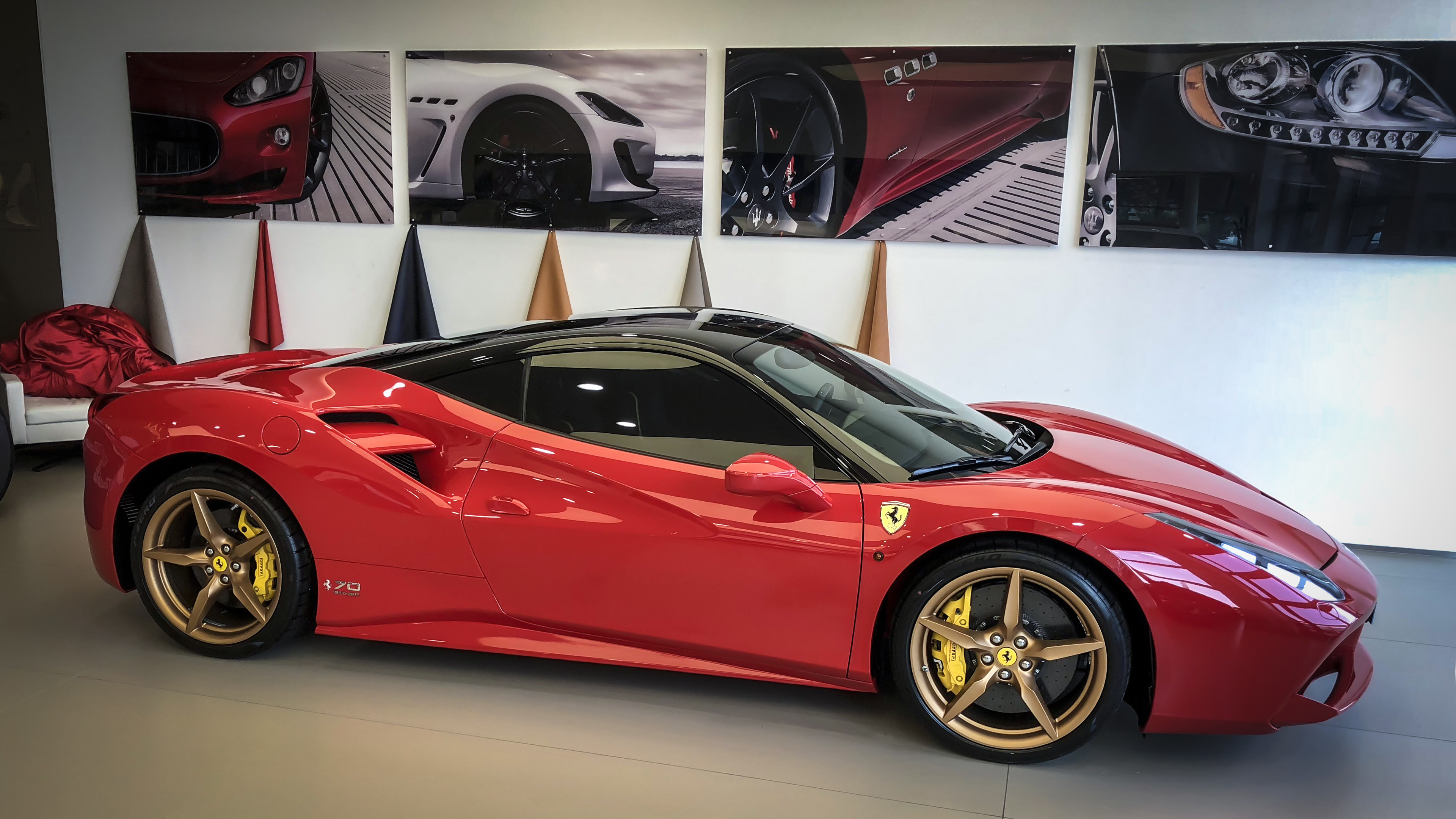 Wallpapers Cars Ferrari 488GTB