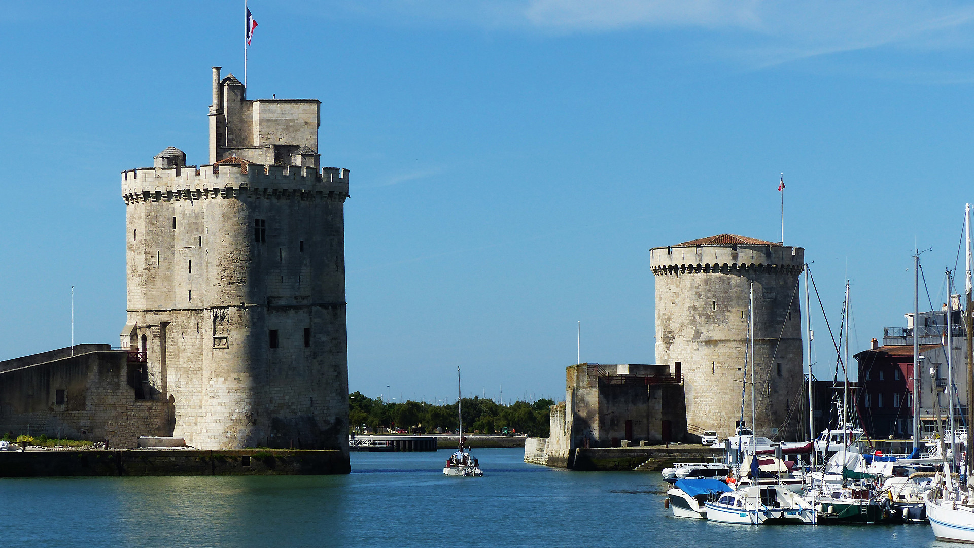 Wallpapers Trips : Europ France > Poitou Charente La Rochelle